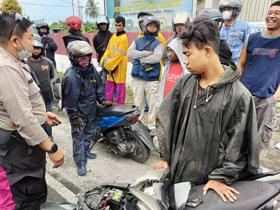 Kecelakaan hingga menyebabkan casis motor patah