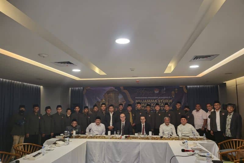 Acara pelepasan keberangkatan mahasiswa yang akan menempuh studi S1 di Universitas Bilad Syam cabang Mujamma' Syeikh Ahmad Kaftaro Damaskus Suriah pada Selasa (9/11/2021).