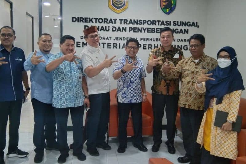 BUPATI KAIMANA SOAL ASDP