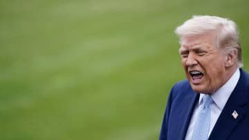 Trump Marah Besar saat Wawancara Terkait Manifesto Pelaku Penembakan