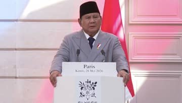 Prabowo Usulkan Solusi Dua Negara Saat Temui Macron di Paris