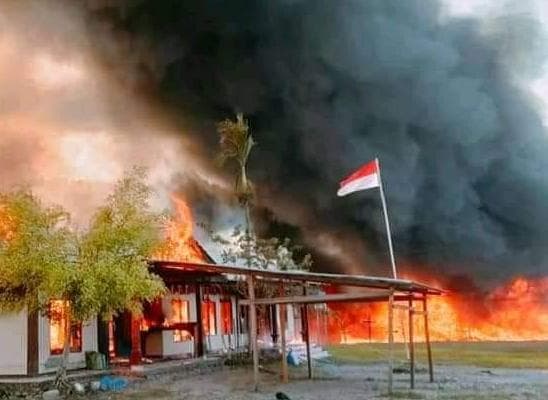 Ilustrasi berita PAPUA: 34 Kantor, 126 Ruko dan 115 Motor Dibakar, Total Kerugian Rp 324 Miliar, Ketua KPU Yalimo Mundur