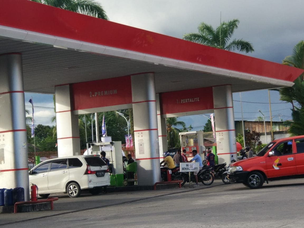 Ilustrasi berita MIMIKA: Perhatian !!! Mulai Hari ini Pengisian BBM di SPBU Nawaripi Khusus Bus, SPBU SP 2 Khusus Truk, Baca Aturan Selengkapnya…