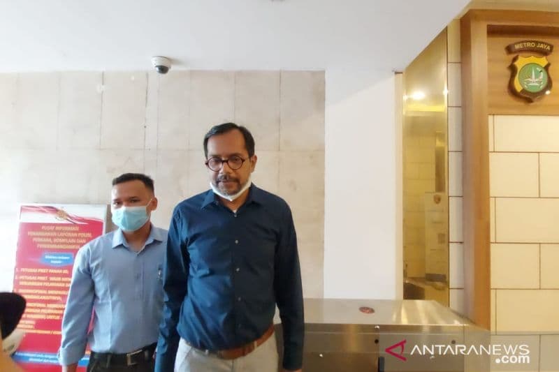 Ilustrasi berita NASIONAL: Haris Azhar Siap Hadapi Luhut di Pengadilan
