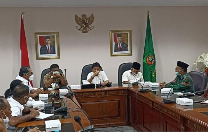 Ilustrasi berita NASIONAL: Masih Memanas, Warga Kariuw Mengungsi, Diduga Ada Oknum Berusaha Giring Jadi Konflik Agama