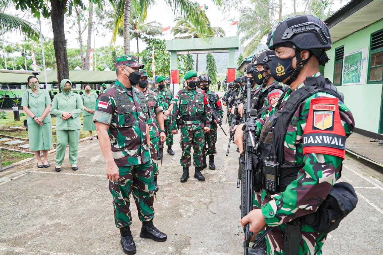 Ilustrasi berita PAPUA: Kunjungi Dua Pos Perbatasan RI -PNG, Pangdam XVII Cenderawasih Ingatkan Prajurit TNI Tentang Kesiapsiagaan