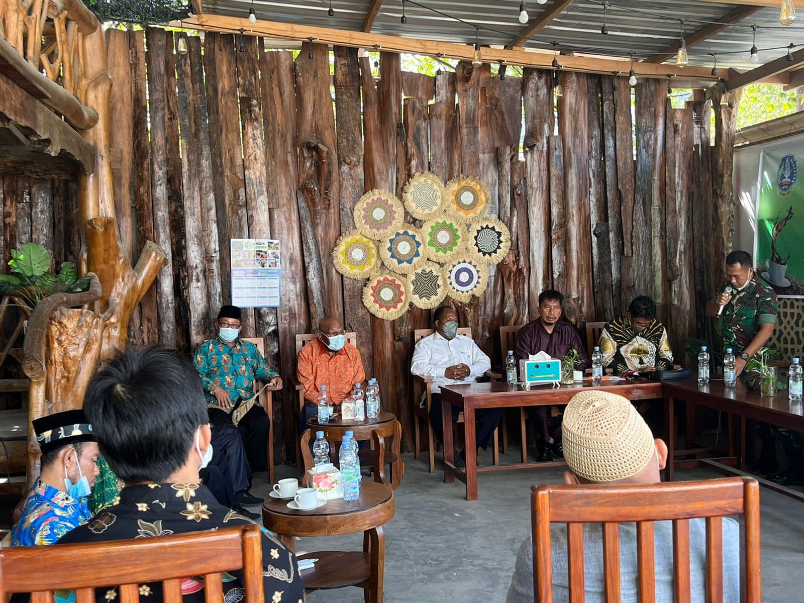 Ilustrasi berita PAPUA: Perkuat Silaturrahmi dengan Tokoh Agama, Fraksi BTI DPRD Kab Jayapura Gelar Coffee Morning