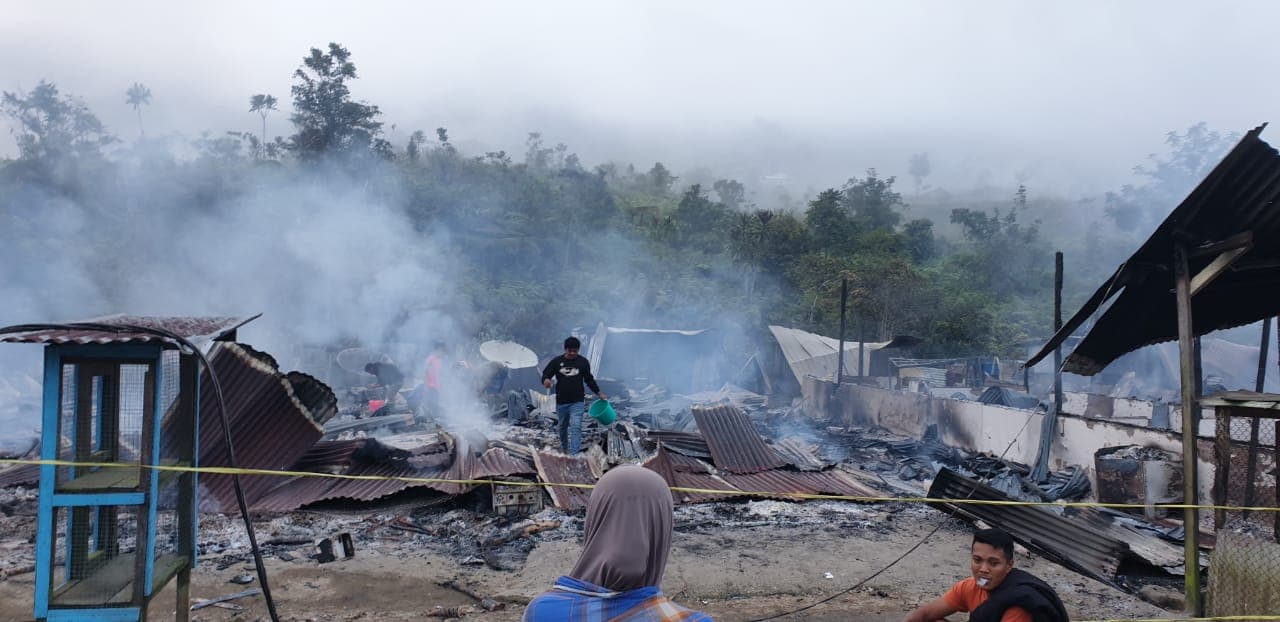 Ilustrasi berita PAPUA: 9 Unit Kios di Pasar Bomonani Dogiyai Ludes Terbakar, Korban Sempat Teriak Minta Tolong