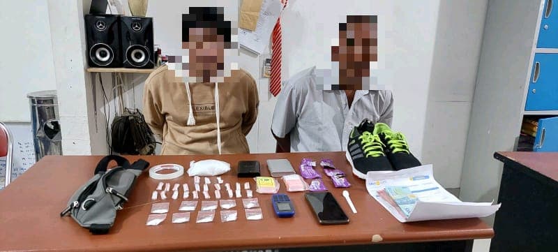 Ilustrasi berita MIMIKA: Edarkan 1 Ons Sabu-sabu di Timika, Dua Warga Dibekuk Polisi, Pelaku Diduga Bawa Narkoba dari Madura