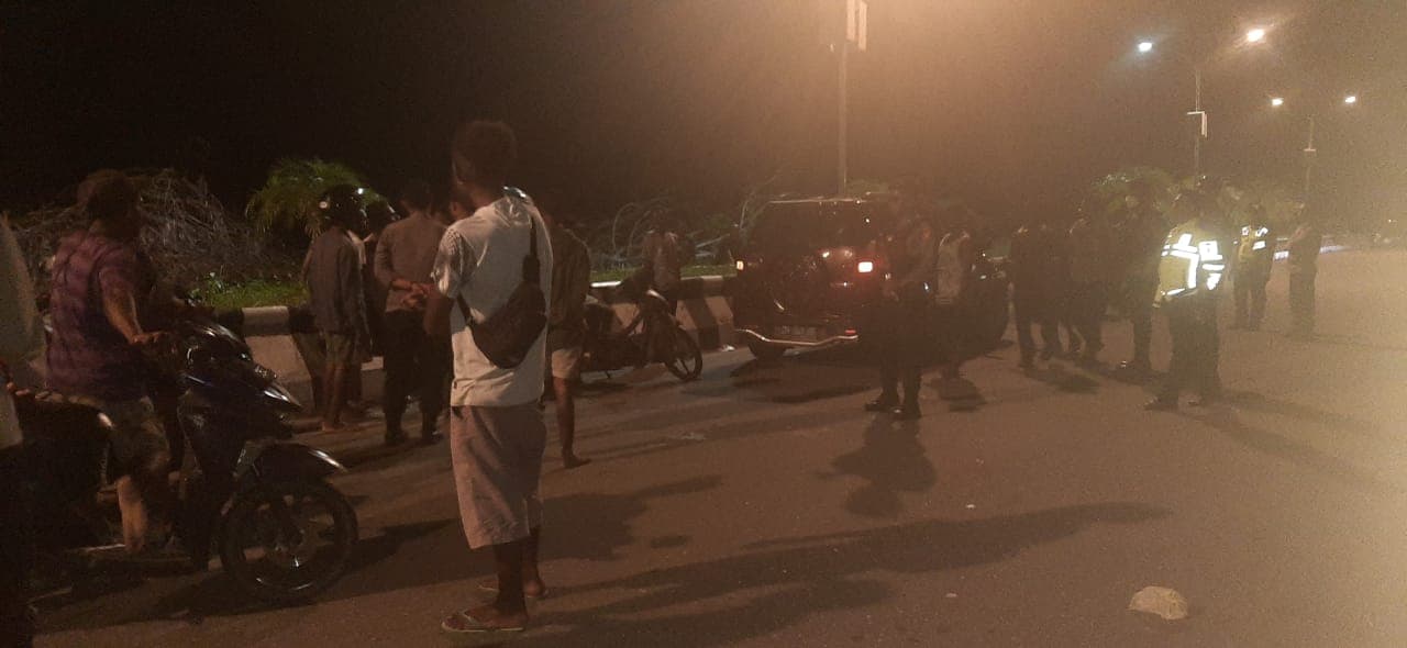 Ilustrasi berita MIMIKA: Petugas Gabungan Bubarkan Pemabuk dan Balap Liar di Jalan Masuk Area Bandara Moses Kilangin
