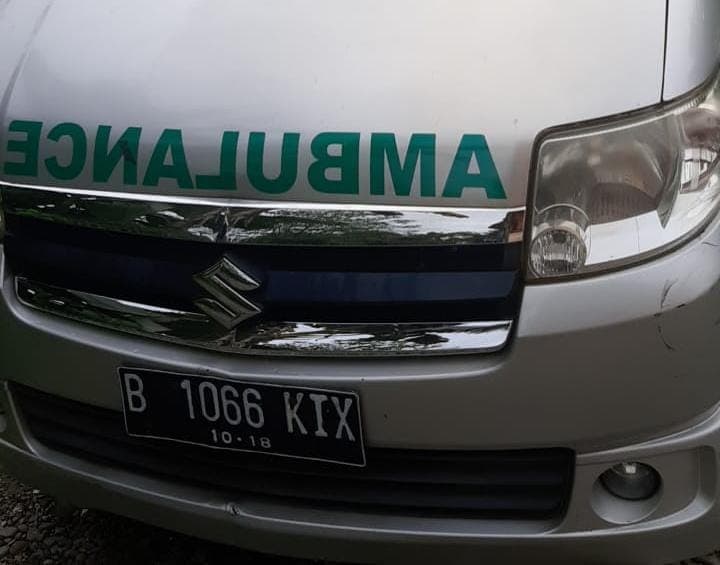 Ilustrasi berita MIMIKA: Hendak Buka Celana, Aksi Wanita ODGJ Spesialis "Pelempar Mobil" di Timika Sangat Meresahkan, Mobil Ambulance KPK Dilempar