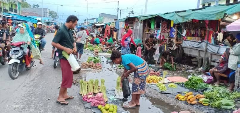 Ilustrasi berita MIMIKA: Tahun 2023, Pinggir Jalan Bhayangkara dan Ex. Pasar Lama Harus Bersih dari Pedagang, Plt. Bupati : Direlokasi ke Pasar Sentral Timika
