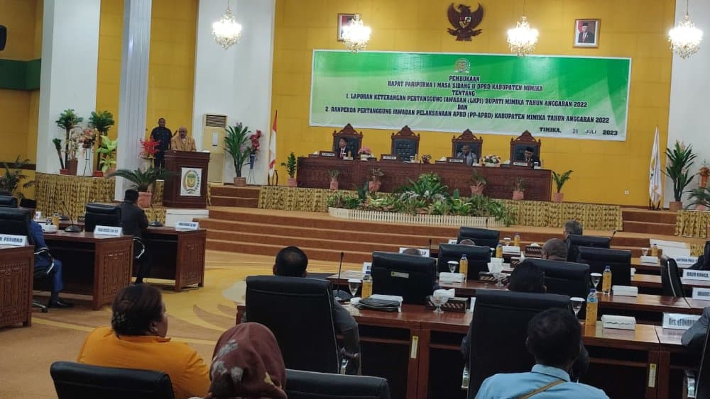 Ilustrasi berita MIMIKA: Pembukaan Paripurna LKPJ, Bupati Mimika Tuai Interupsi Tegas dari Dewan, Saleh Alhamid : Apakah ini Tidak Melanggar ?