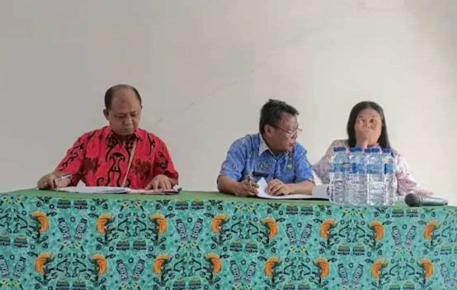 Ilustrasi berita MIMIKA: Kadisdik Mimika Soroti Isu Dugaan Potongan Dana BOS Saat Sidak Tujuh Sekolah Dasar
