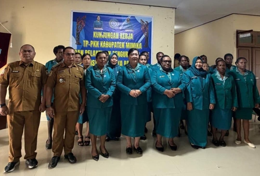 Ilustrasi berita MIMIKA: Pengurus TP PKK Distrik Mimika Barat Resmi Dilantik, Ny Suzy : Kerja dengan Hati, Layani Masyarakat Dengan Ikhlas