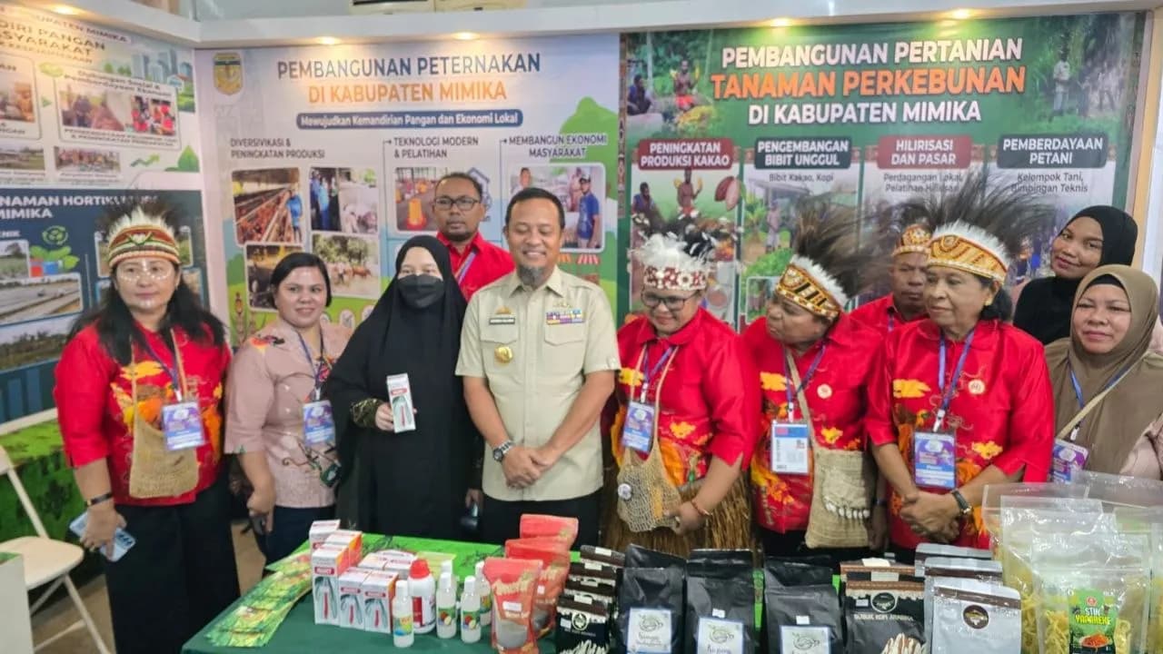 Ilustrasi berita Mimika: Gubernur Sulsel Kagumi Produk Dekranasda Mimika di PENAS KTNA XVII, Dinilai Siap Bersaing di Marketplace
