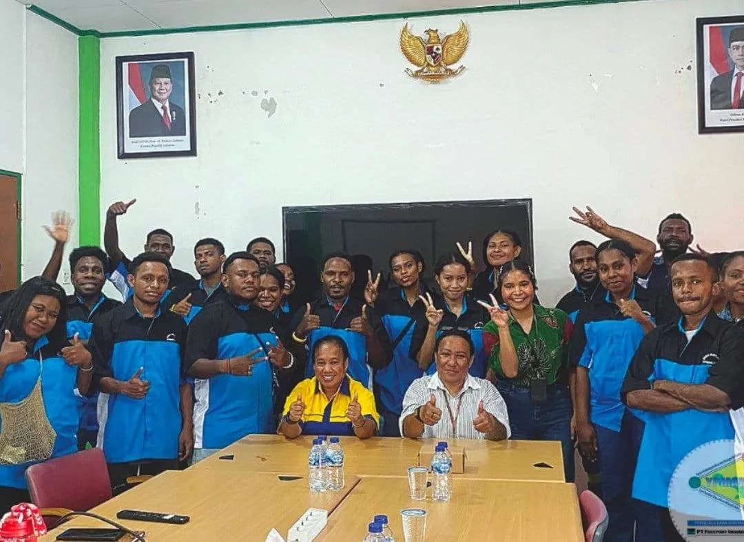 Ilustrasi berita YPMAK: Evaluasi 32 Mahasiswa Penerima Beasiswa YPMAK-USTJ Dorong Target Lulus Tepat Waktu