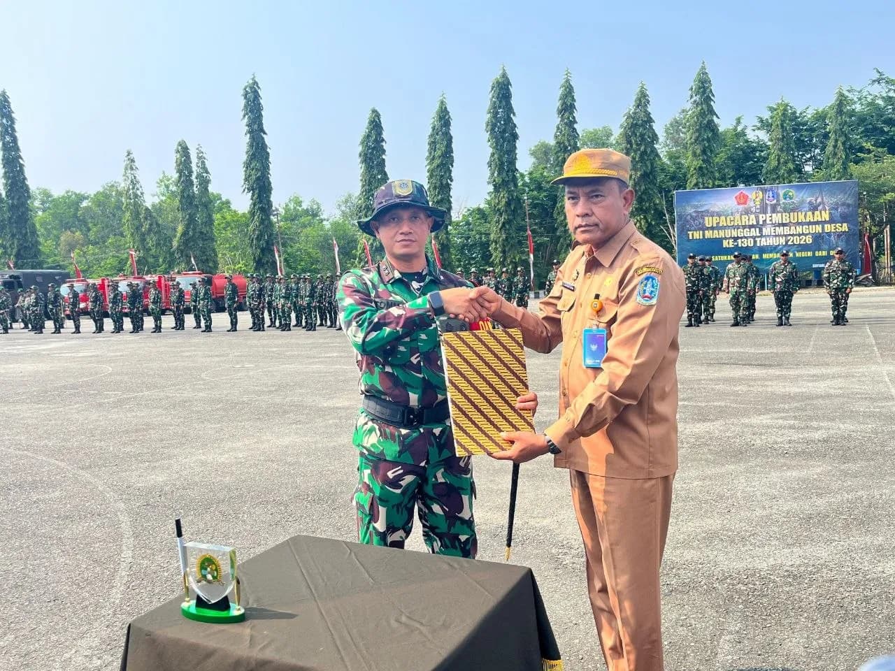 Ilustrasi berita JAYAPURA: TNI AD Bangun Jalan 600 Meter dan Buka Lahan Pertanian 1 Hektare di Sabron Sari