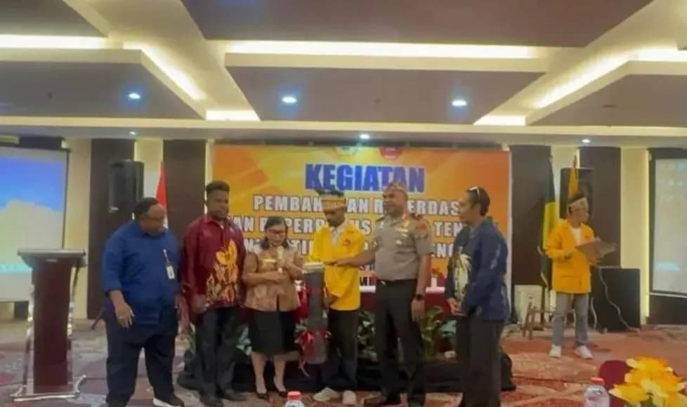 Ilustrasi berita Mimika: Tingkatkan Kemampuan Anggota Polri, Kapolda Papua Tengah Dorong Kerja Sama dengan STIH Mimika