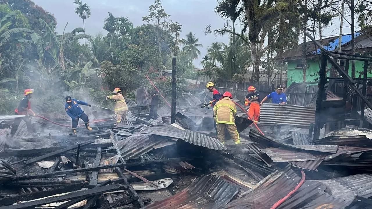 Ilustrasi berita Mimika: Rumah Warga di Koperapoka Timika Terbakar, Lima Armada Pemadam Dikerahkan