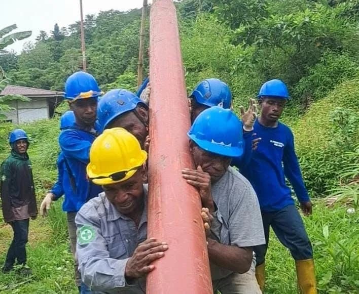 Ilustrasi berita Pemerintahan: Wujudkan Kemerdekaan Energi, PLN Resmikan Layanan Listrik 24 Jam di Kampung Sum Fakfak