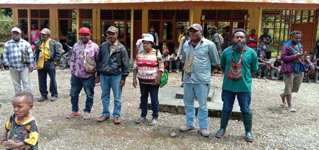 Ilustrasi berita MIMIKA: Lensa Foto, YPMAK Sosialisasi Program Kampung dan Pembentukan Pokja di Tiga Kampung di Lembah Waa yakni kampung Banti I, Banti II dan Kampung Opitawak.