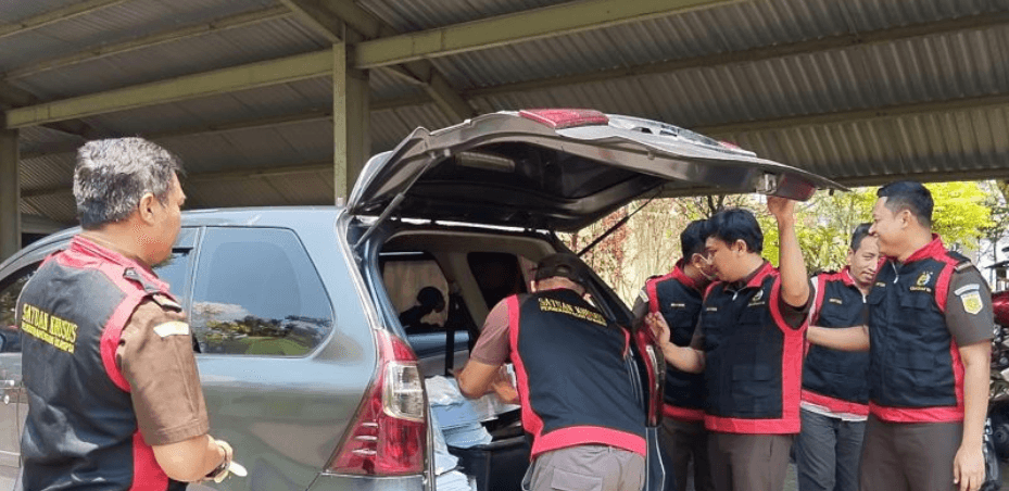 Ilustrasi berita NASIONAL: Kejari Geledah Kantor KONI Terkait Kasus Dana Hibah