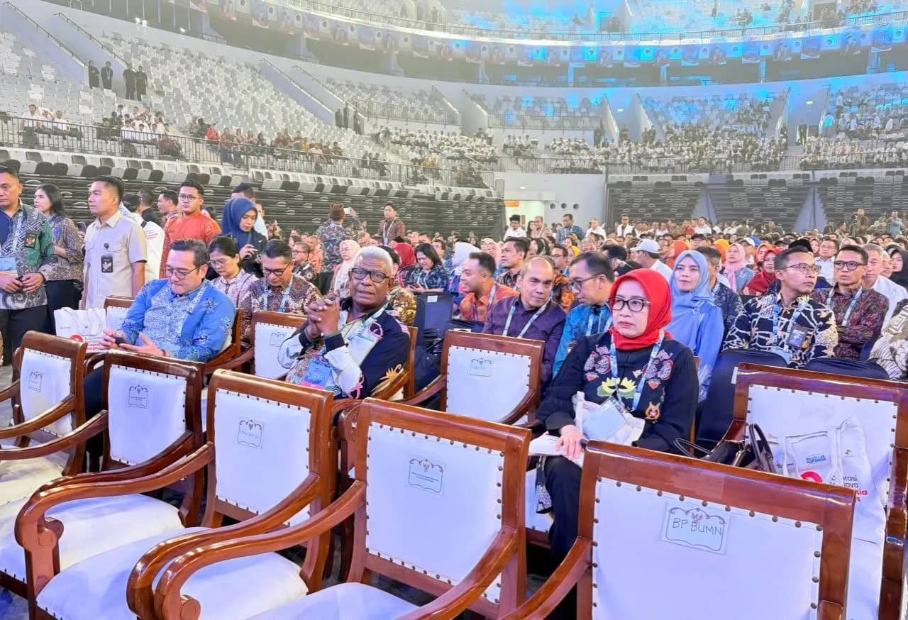 Bupati Mimika saat menghadiri puncak peringatan Harkopnas ke-79 di Indonesia Arena, Kawasan GBK Senayan, Jakarta, Minggu (12/7).