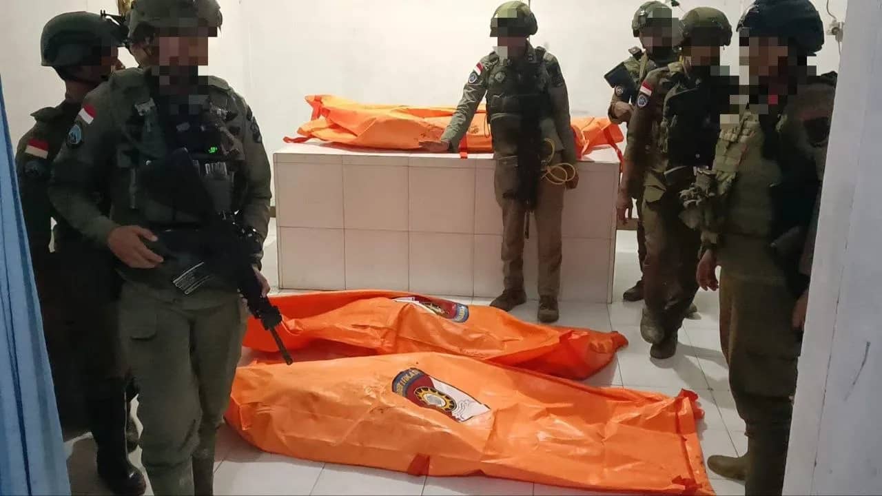 Jenazah empat Pasukan Batalyon Eden Sawi yang ditindak oleh Satgas Ops Damai Cartenz.