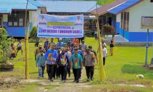 Ilustrasi berita JAYAPURA: Bupati Jayapura Resmikan Lapangan Voli SMP Negeri I Buasum dan Tinjau Rehabilitasi Kantor Distrik Unurum Guay