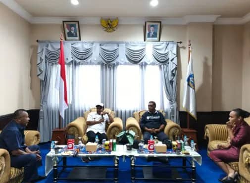 Ilustrasi berita JAYAPURA: Bupati Jayapura Audiens Dengan Anggota Fraksi Kelompok Khusus DPR Papua