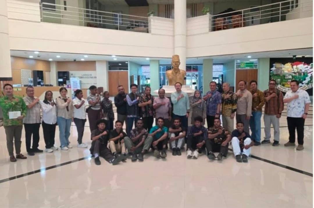 Ilustrasi berita YPMAK: Beasiswa YPMAK Siapkan SDM Mimika untuk Bangun Daerah