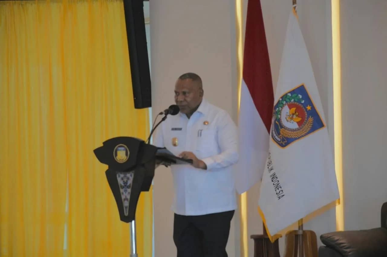 Wakil Gubernur Papua Aryoko Alberto Ferdinand Rumaropen saat membuka kegiatan