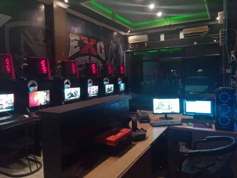 Biaya internet mahal, ExpoNet menggratiskan bagi siswa.