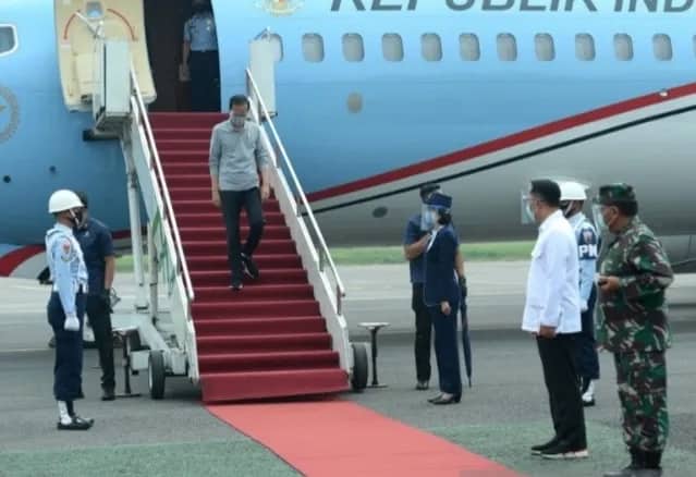 Ilustrasi berita Nasional: Presiden RI Saksikan Ujicoba Suntik Vaksin Covid 19 kepada 1.620 Relawan di Bandung
