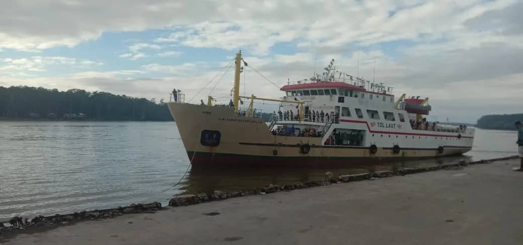 Ilustrasi berita Mimika: Ada Kapal Penumpang Sandar di Pelabuhan Pomako, Ditunggu Sejak 2 Hari Lalu Lho...