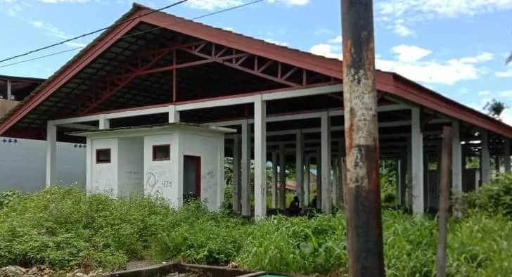 Ilustrasi berita Mimika: Pasar Dadakan SP 4 Sebar Aroma Tak Sedap di Sekolah, Pedagang Tunggu Masalah Selesai