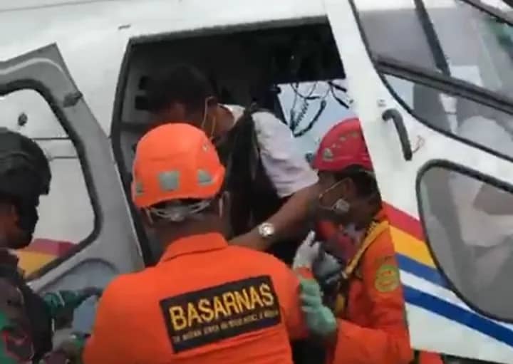 Ilustrasi berita Mimika: Foto-foto Korban Helicopter NUH yang Mendarat Darurat di Hutan Paniai