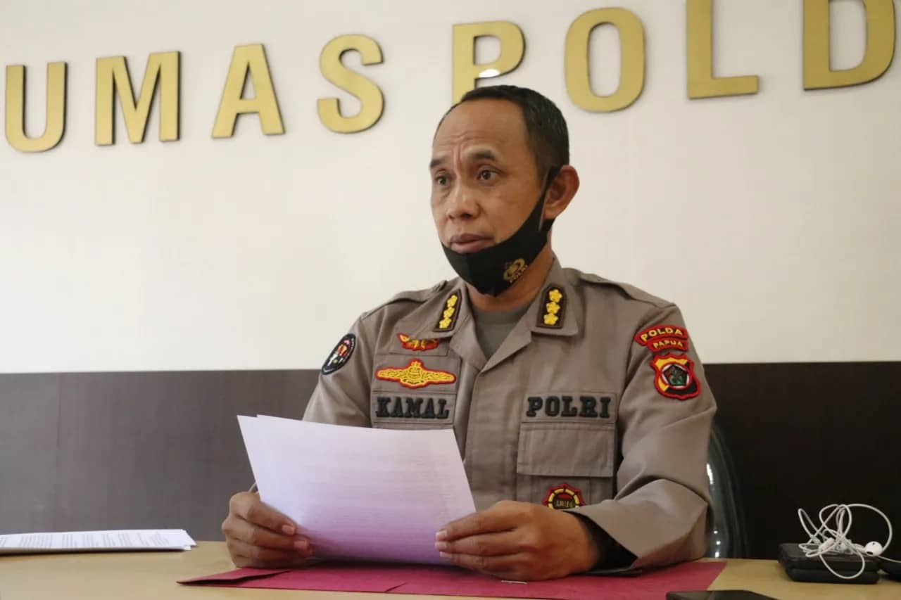 Ilustrasi berita Mimika: Kabid Humas : Ditetapkan Jadi Tersangka UU ITE Video Mesum di Timika, 5 Orang akan Ditahan di Rutan Mapolda Papua