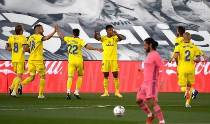 Ilustrasi berita Olahraga: Real Madrid Tersingkir dari Puncak Klasemen Sementara Liga Spanyol, ini Susunannya