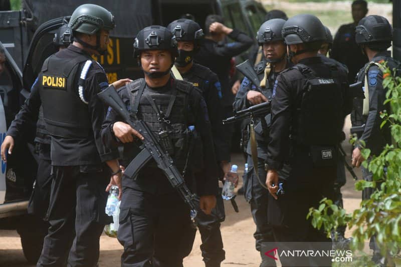 Ilustrasi berita pinpost: Gunakan Pesawat Carteran, 11 Terduga Teroris JAD Diterbangkan dari Merauke ke Jakarta