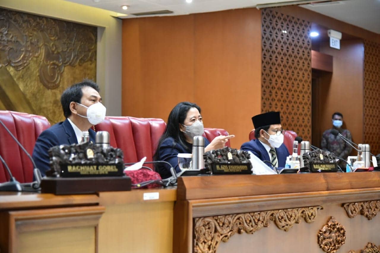 Ilustrasi berita Nasional: Ketua DPR Minta Pemerintah Tingkatkan Sosialisasi Vaksin Covid-19, dan Fasilitasi Masyarakat Tidak Mampu