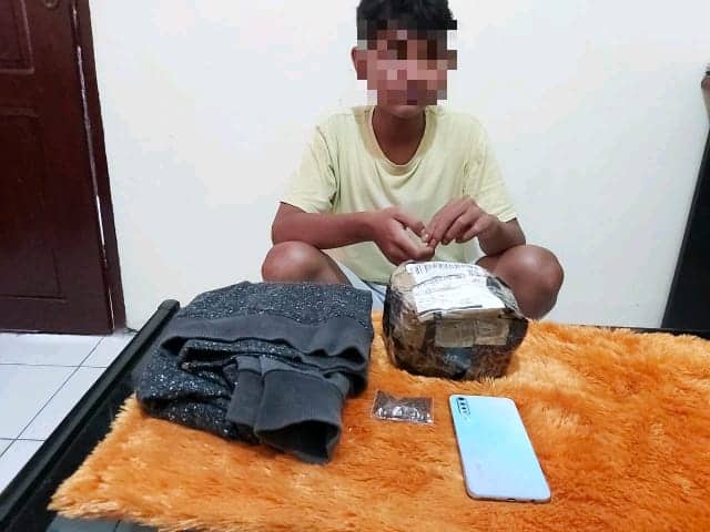 Ilustrasi berita Mimika: Pelajar SMA di Timika Diringkus Polisi, Modus Baru Simpan Narkotika di Rokok Sintetis