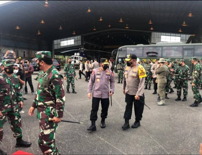 Ilustrasi berita Mimika: Panglima TNI dan Kapolri Mantapkan Sinergitas TNI Polri di Papua, Bermalam di Timika