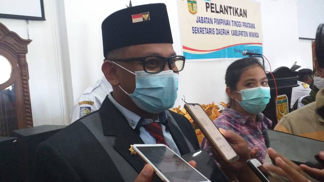 Ilustrasi berita Mimika: Banyak Aparatur di Distrik yang Mangkir Kerja, Sekda Gomar : Segera Berkemas dan Berangkat ke Tempat Tugas