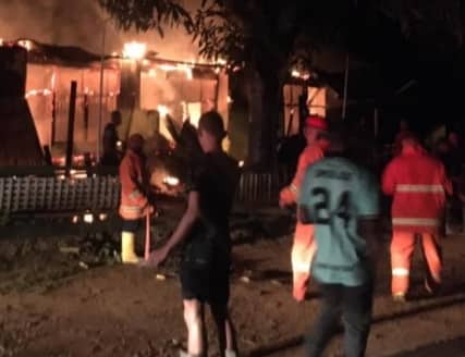 Ilustrasi berita Papua: Asrama Kompi A Yalet Terbakar, 6 Rumah Hangus Tak Tersisa