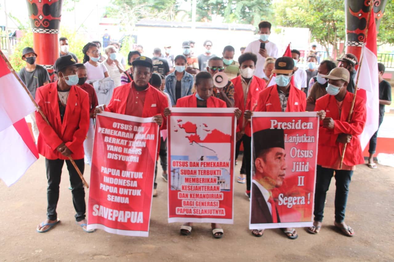 Ilustrasi berita Papua: Unjuk Rasa di Kantor DPRD, Barisan Merah Putih Tuntut Otsus Jilid II Dilanjutkan!