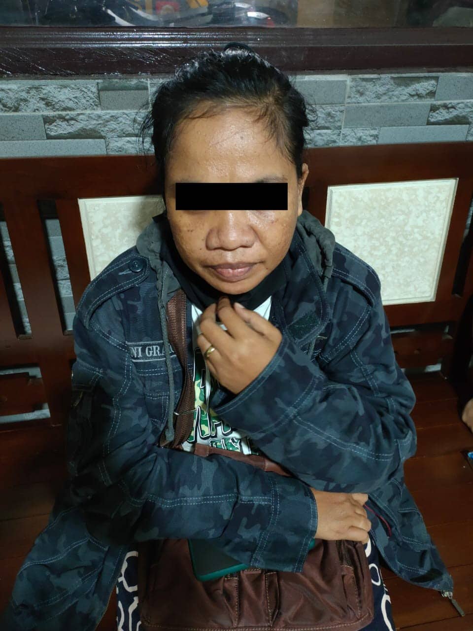 Ilustrasi berita Mimika: Oknum Wanita Diduga Tipu Sejumlah Pengusaha Mimika Hingga Merugi Ratusan Juta Rupiah, Kembali Beraksi Usai "Dilepas"