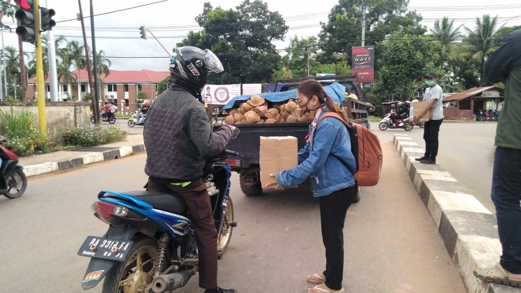 Penggalangan dana korban bencana NTT.