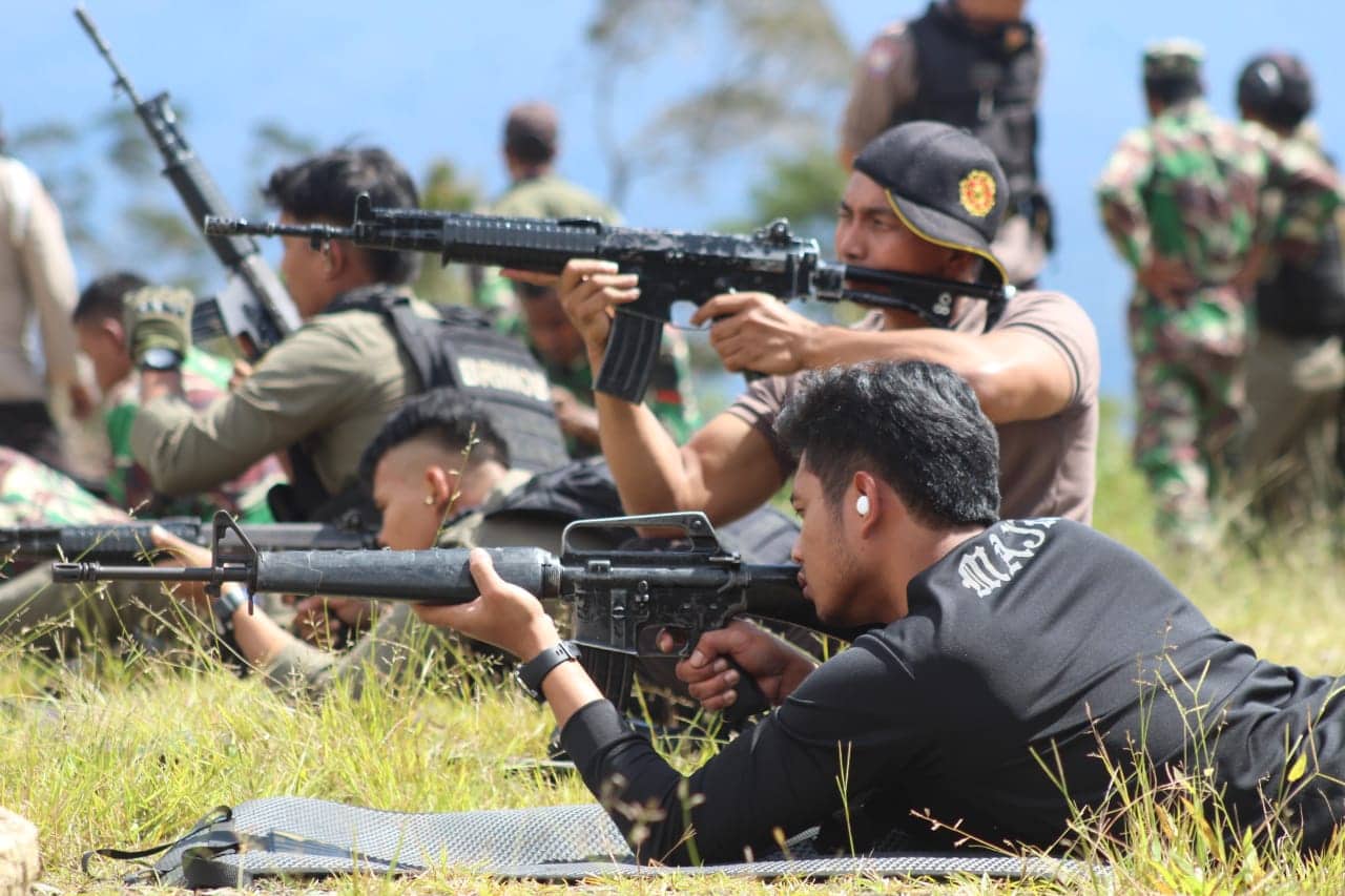 Ilustrasi berita Papua: Menembak di Lapangan Pos Pintu Angin Distrik Yambi